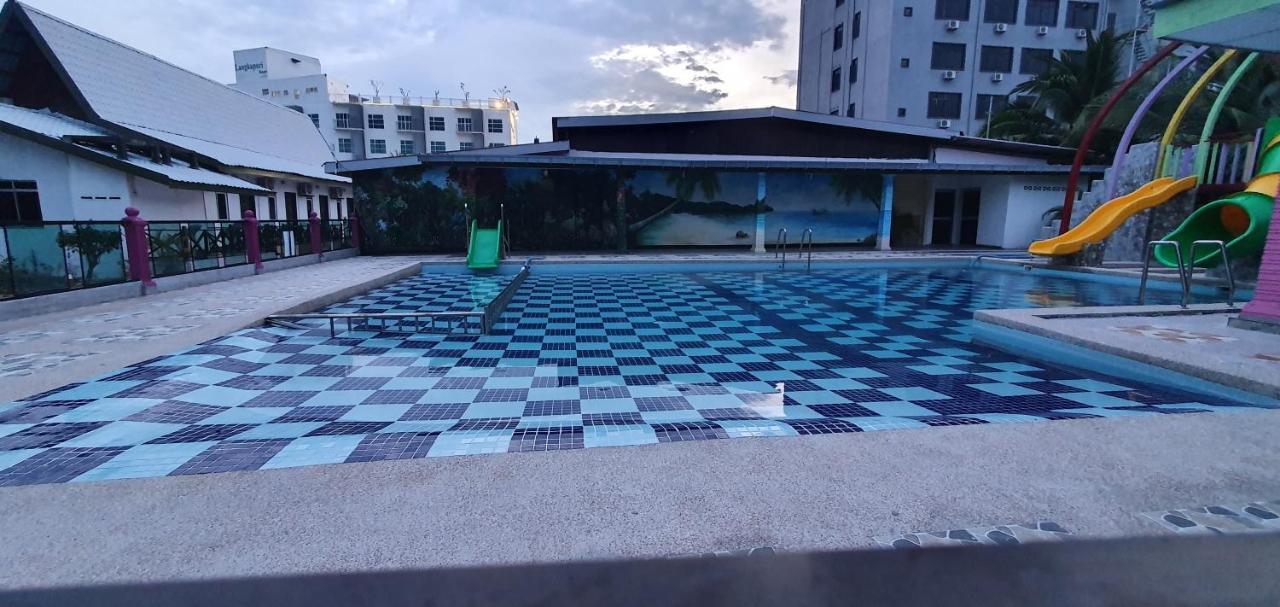 Rasa Senang Villa -Islam Guest Only Pantai Cenang  Eksteriør billede