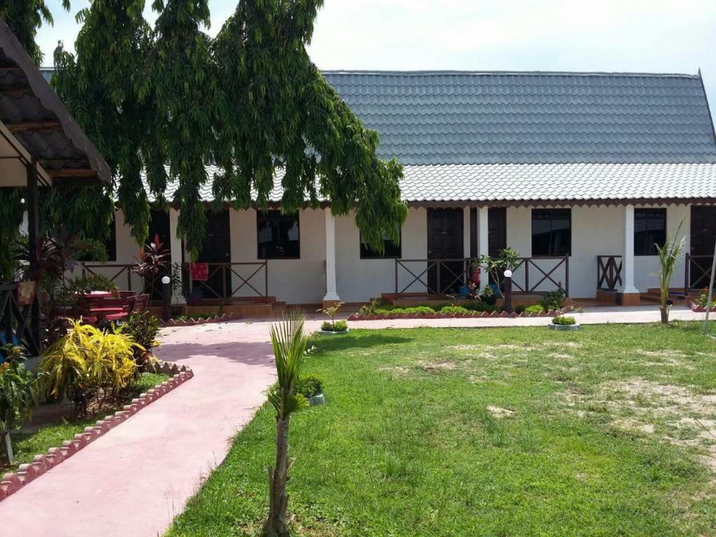 Rasa Senang Villa -Islam Guest Only Pantai Cenang  Eksteriør billede